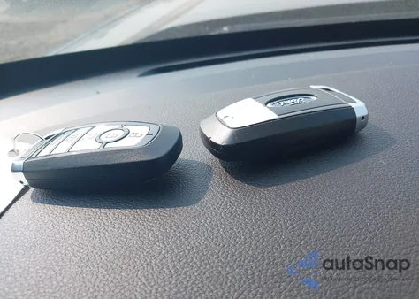 2024 Ford Explorer St-Line from USA, damaged, VIN 1FMSK8KH6RGA52723